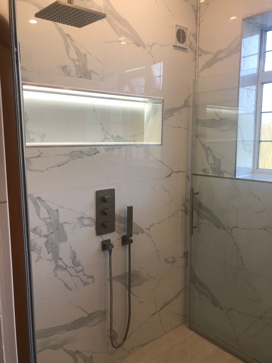 Builder: Image 1